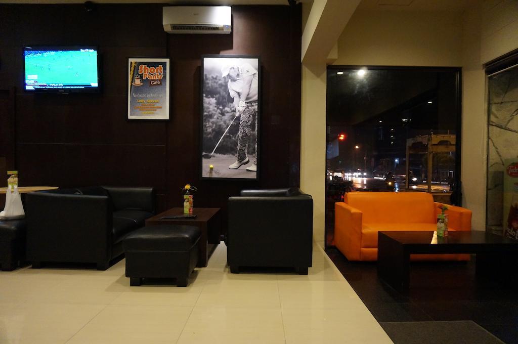 Ekon Hotel Jogyakarta Zewnętrze zdjęcie
