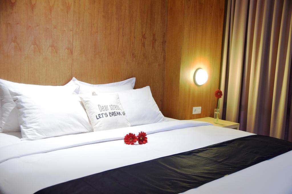 Ekon Hotel Jogyakarta Zewnętrze zdjęcie